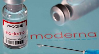 moderna-vaccine-reuters-2048x1117-1.jpg