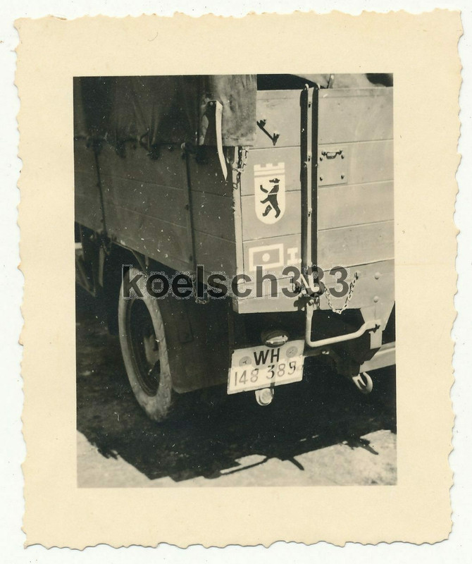 Foto Wehrmacht LKW mit Kennung  Berliner Bär  293. Infanterie Division Rußland