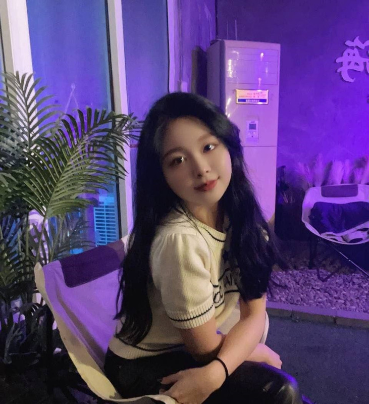 1山西大学王颖颖与男友酒店缠绵 配合拍下艳照和视频 现在的大学生是真的会玩！ (4)