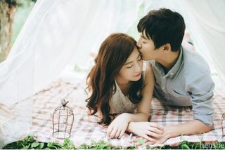 thanh -  Dòng thơ họa của Nguyễn Thành Sáng &Tam Muội (3) - Page 2 Korean-Couple-Photoshoot-Henshe-Picnic-03-770x514