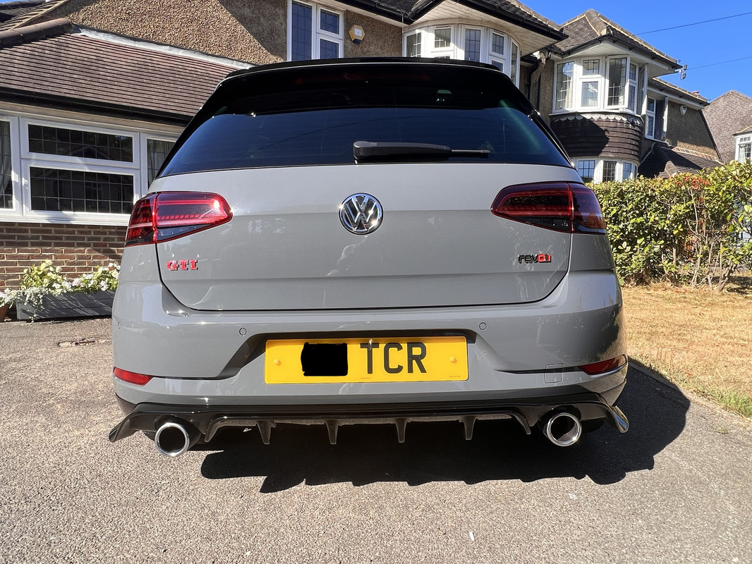 7DA08999-937A-45A7-BD22-959AEB0C1733