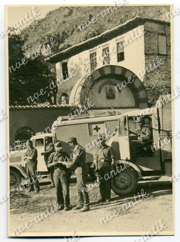 Foto 100. Jäger Division WH, Sanka, LKW Sanitäte