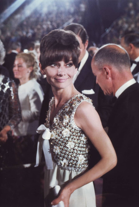 AudreyHepburn_mb95