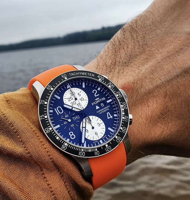 05B46884-0B4D-4D21-9830-A882C354847A