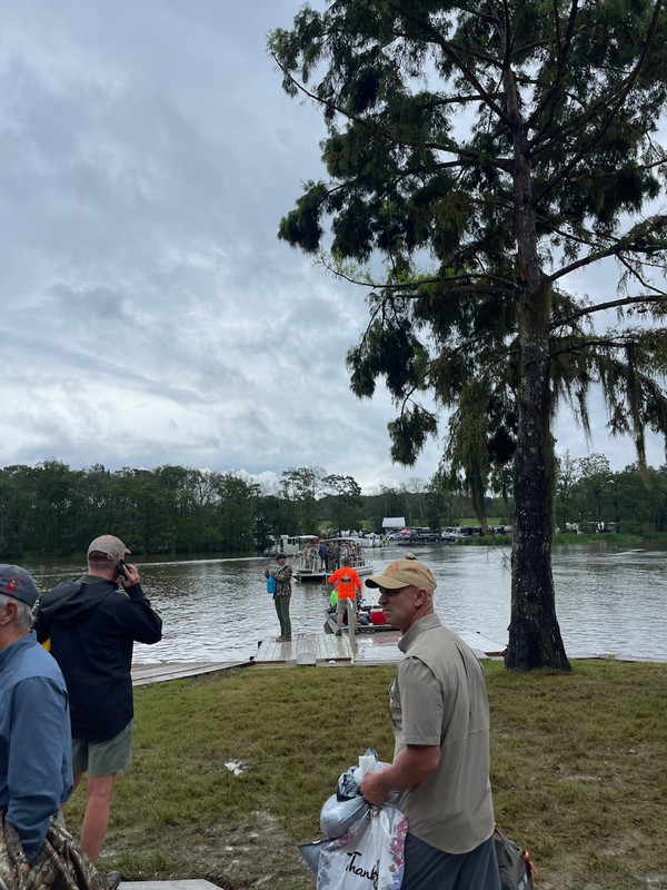 E8D586A8-A55F-40E5-BAE4-DB6B2994CB88