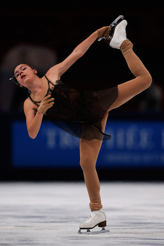 Аделина Сотникова либела