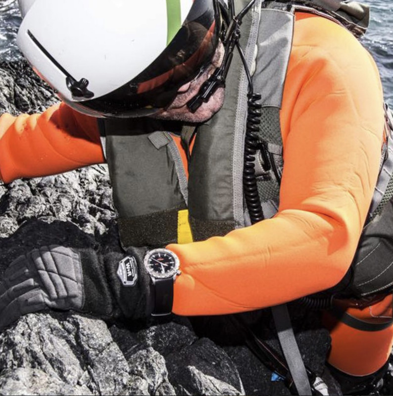 6D696DB4-7EC8-445F-98F1-3CC166E2E8E4