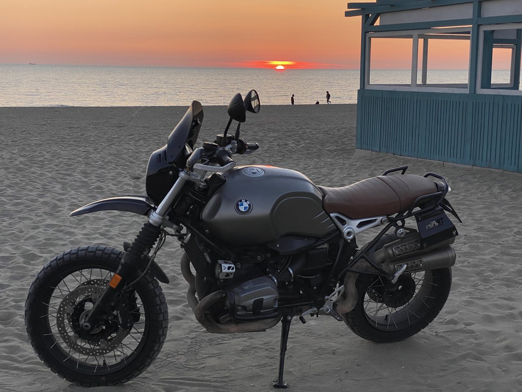 5F9FE8C0-FDB2-4C67-B5F4-F798E3E994F2