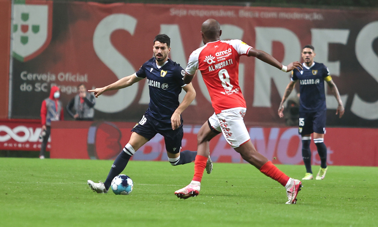 Famalicao vs Santa Clara, 22h59 ngày 10/08