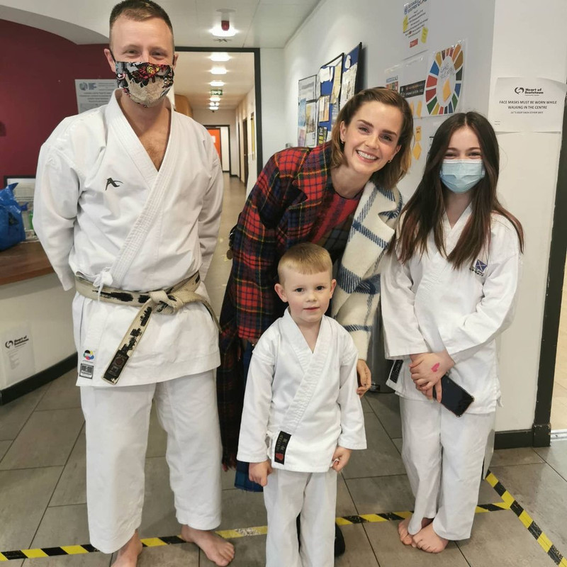 emmawatson-photogallery.blogspot.com (1)