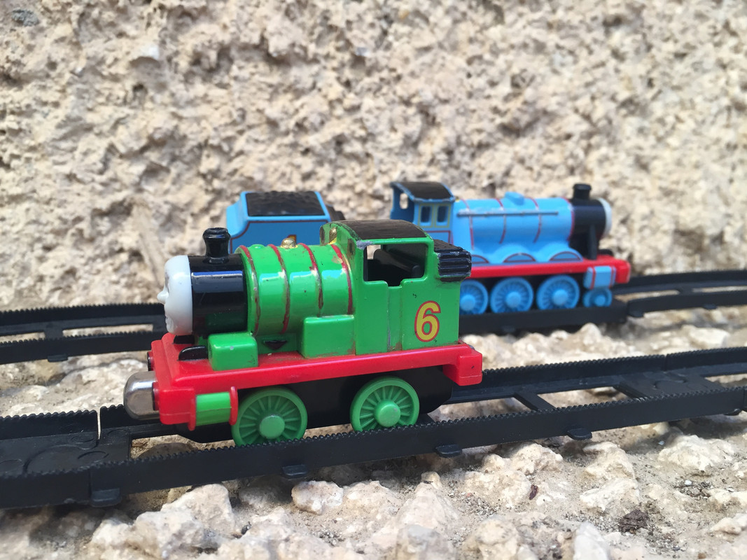 60463382-A47F-4921-8FF1-102ACC218426