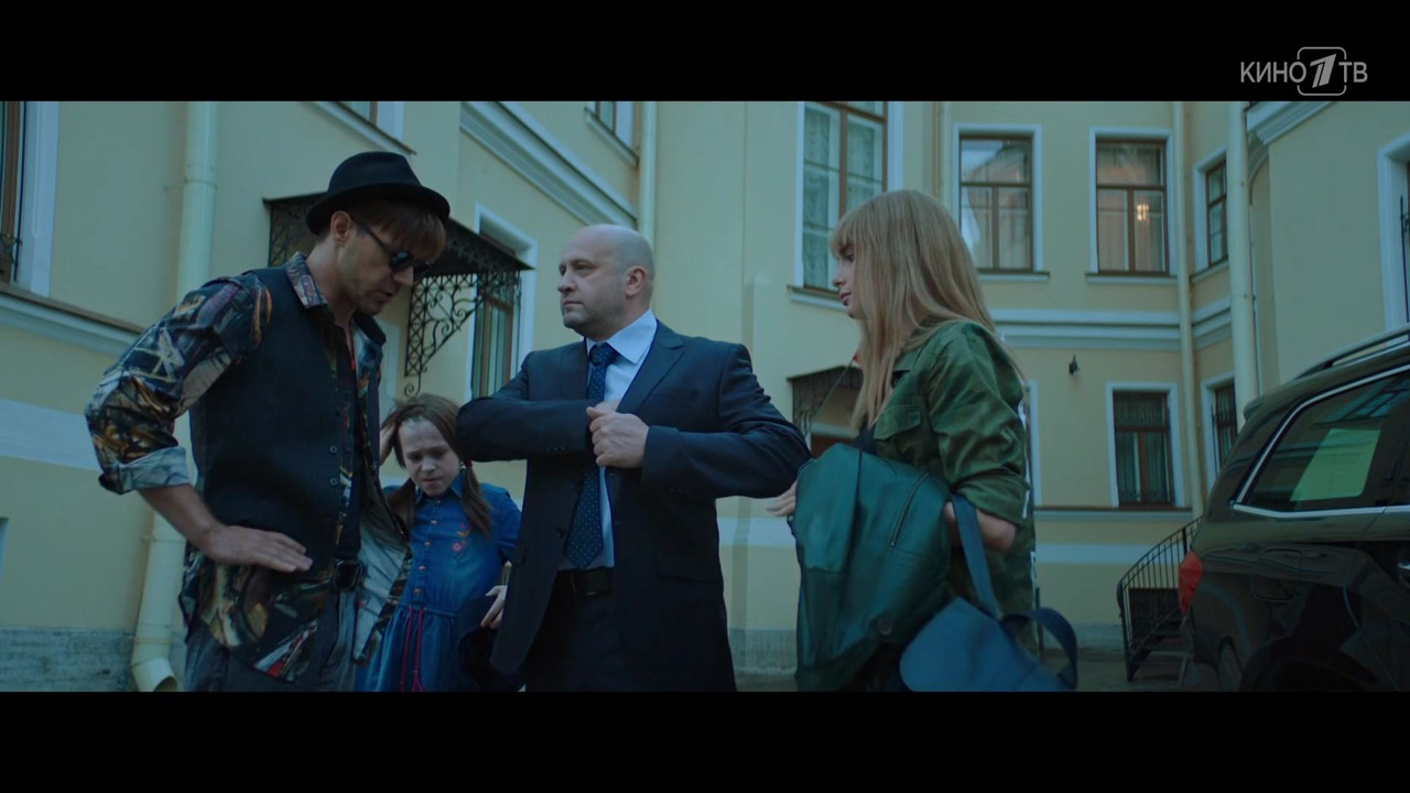 Odin.shans.na.troih.05.serya.WEB-DL.(1080p).by_00_45_28_00_272