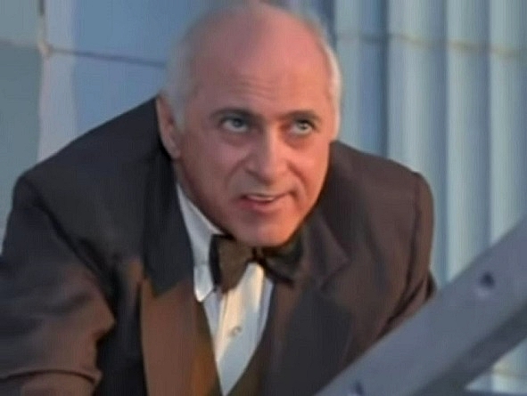 MOONLIGHTING-ROBERT-ELLENSTEIN-1-B-FOTOR.jpg