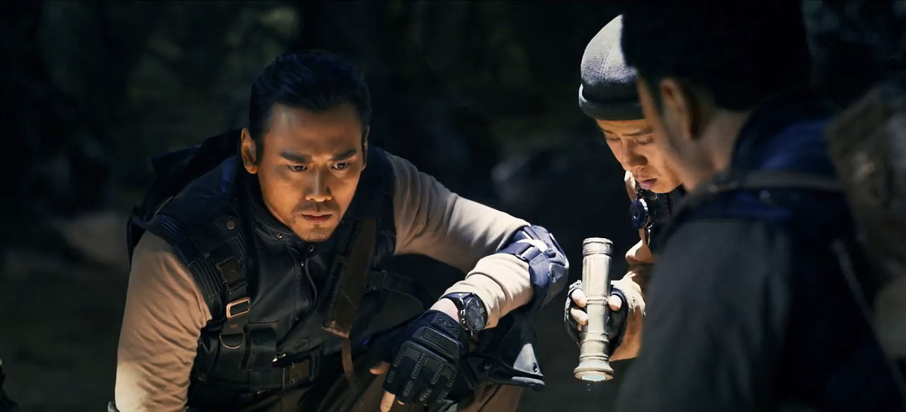 Tomb Adventurer 2022 WebRip [Hindi] 480p 720p Screenshot