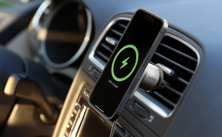 belkin cigarette charger 30W USB-C Car + USB-C to USB-C Cable Simply plug into your vehicles power socket to start charging Belkin Universal Car Charger with