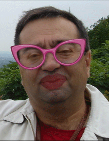 https://i.postimg.cc/wMCjRTh2/Glasses.gif