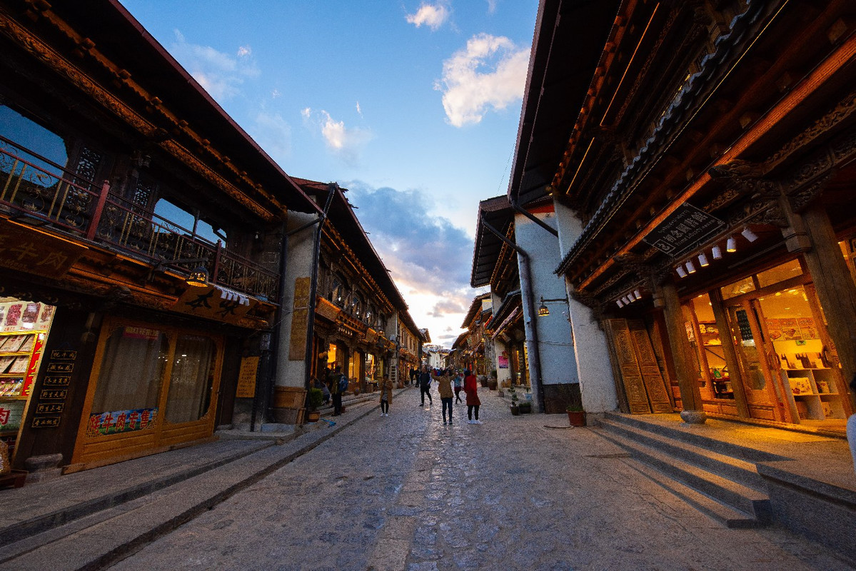 Yunnan 2019 - Blogs de China - Dia 8 - Shangrila, Monastery Songzanglin y Potatso National Park (30)