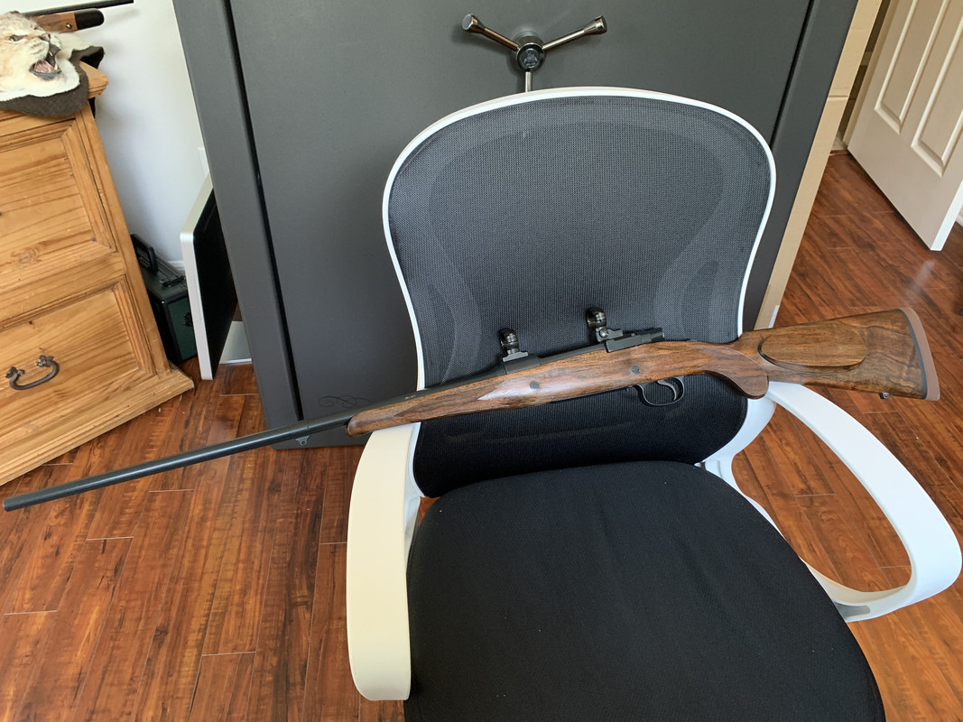 5D6B239B-31C0-4808-B33B-C229E16A1958