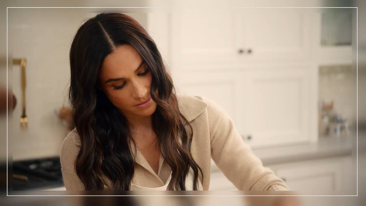 With Love, Meghan (2025) Season 1 [Hindi + English] WebRip 480p 720p ESub - Complete Screenshot