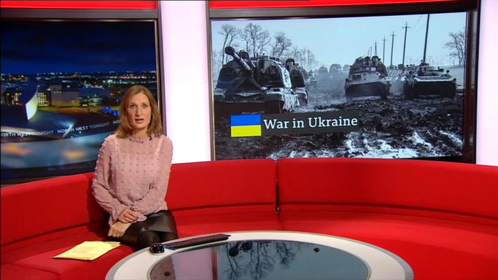 02.25 - 19.00.00 - The One Show. Alex Jones and Ronan Keating bring y....ts_snapshot_07.21.875