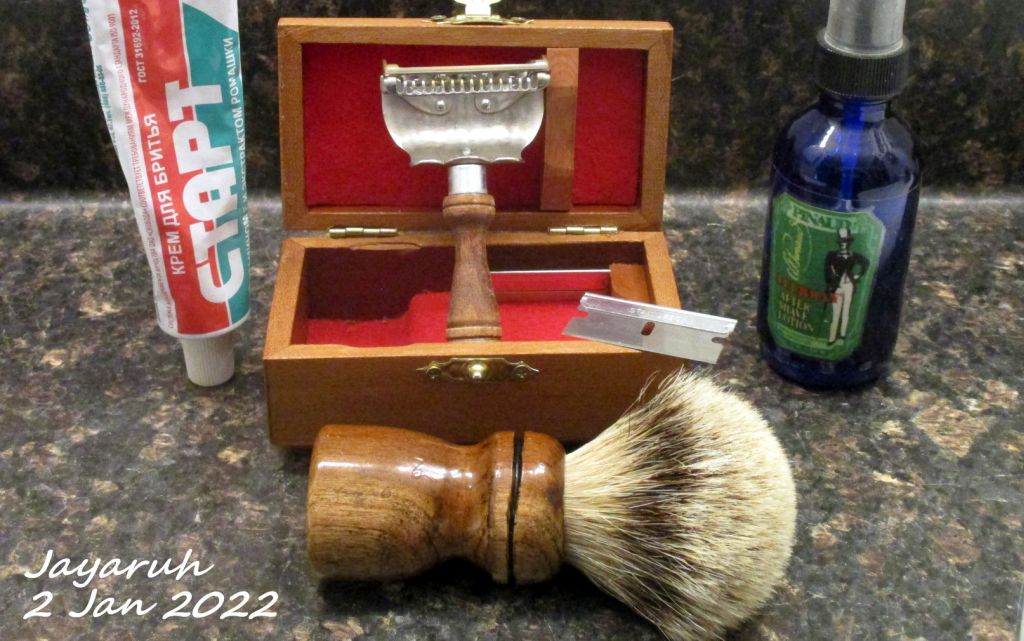 [Image: sos220102.jpg]