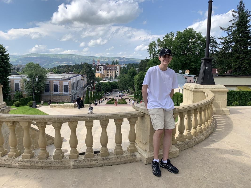 C53A10D2-38D5-4D93-91E1-2B8A5BB56B82