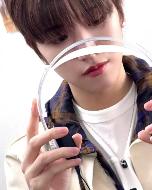 20250428_193732_copy_1152x1440