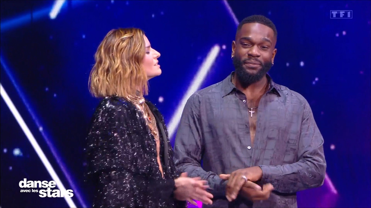 2021-11-12_21_05_TF1_Danse-avec-les-stars.mp4_snapshot_17.55.721
