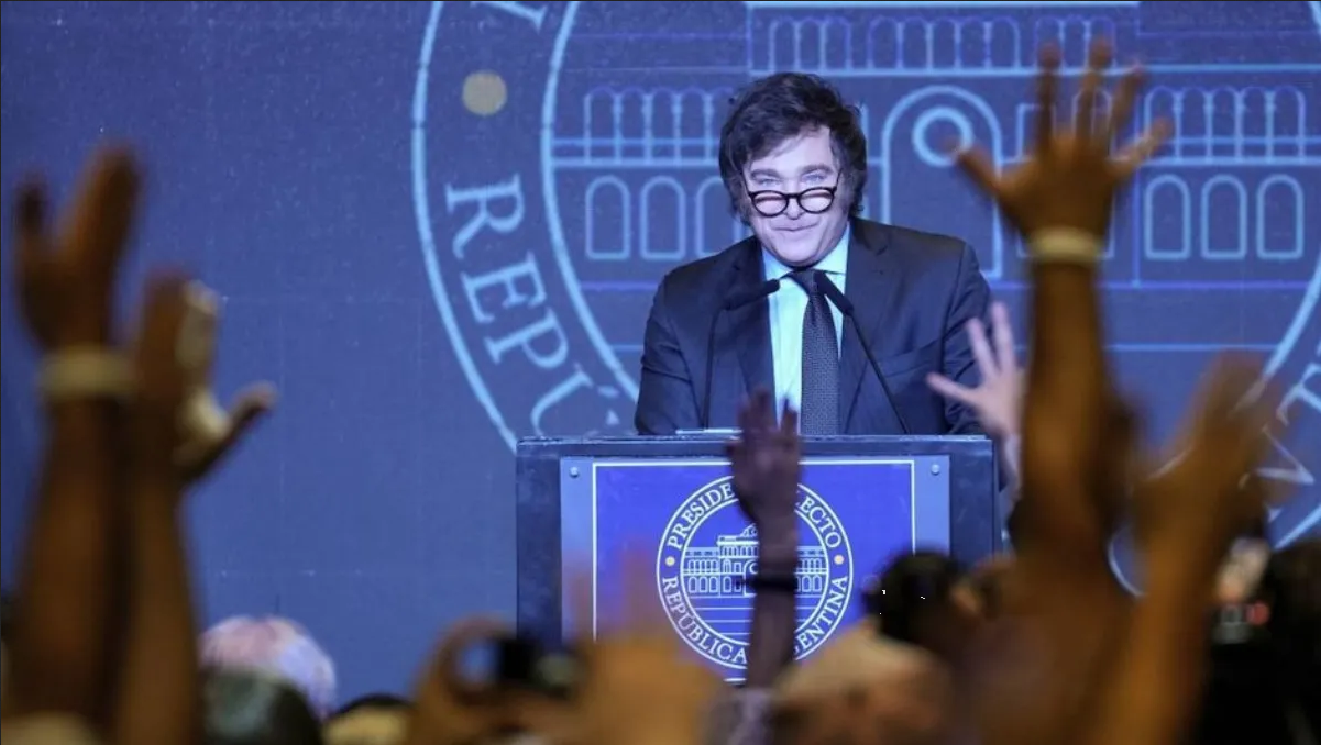 Javier Milei promete privatizar