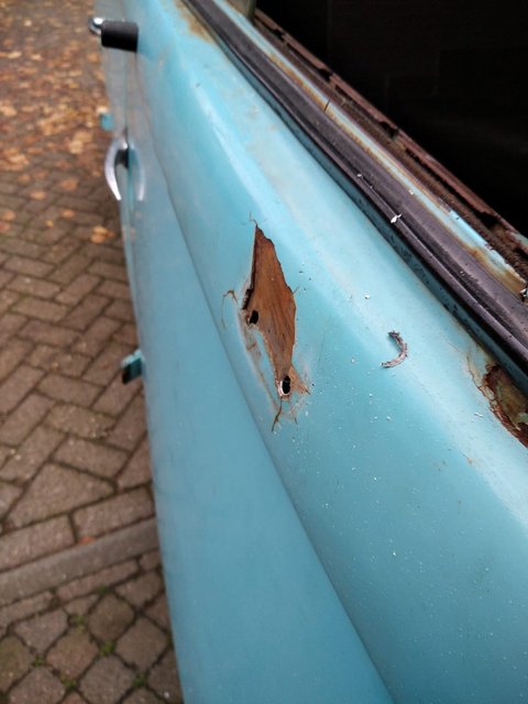 DF8B3C06-E634-4730-9991-8A8B27506643