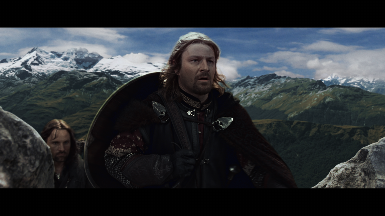 The Lord of the Rings- The Fellowship of the Ring (EXT.).mkv_snapshot_00.05.04_[2020.12.05_22.32.21]