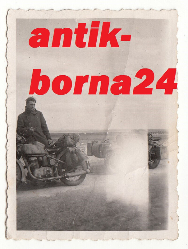 Foto WH Soldat Afrikakorps DAK Kradmelder Motorrad DKW Triumph1942 (2)