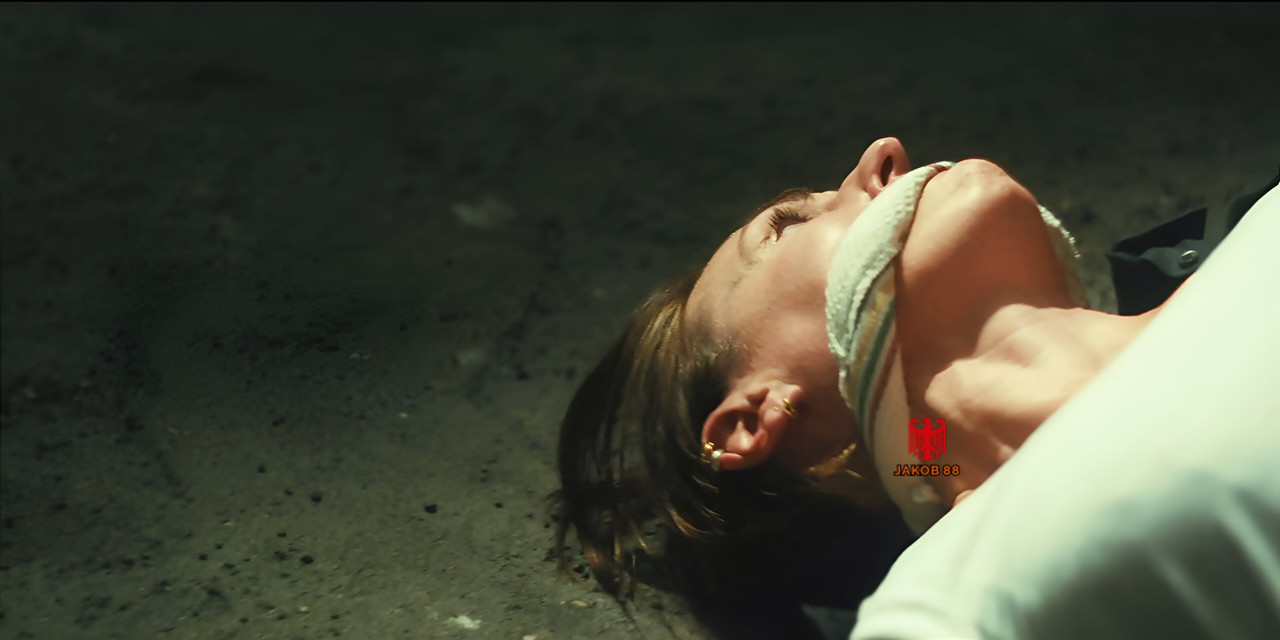 Suranne Jones 10 - Vigil S02E04