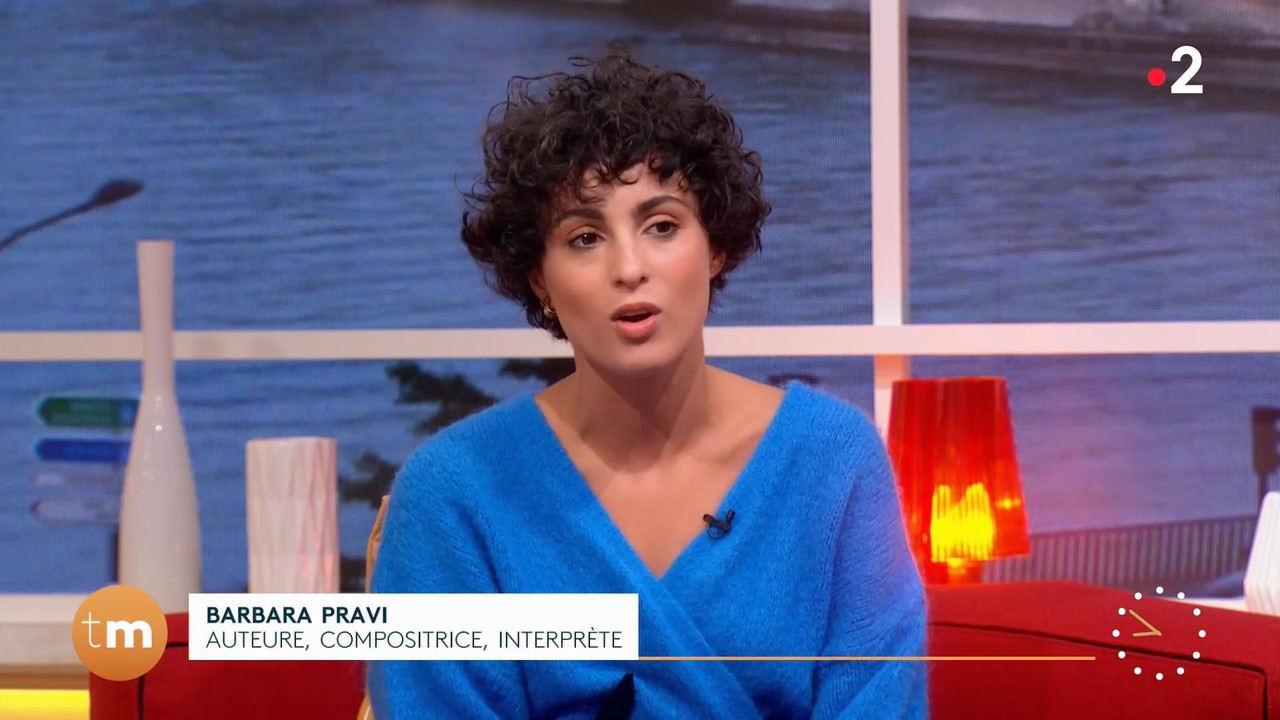 08.25 - 05.30.00 - Télématin. «Télématin» et la matinale de France in..._001.ts_snapshot_00.56.59_[2
