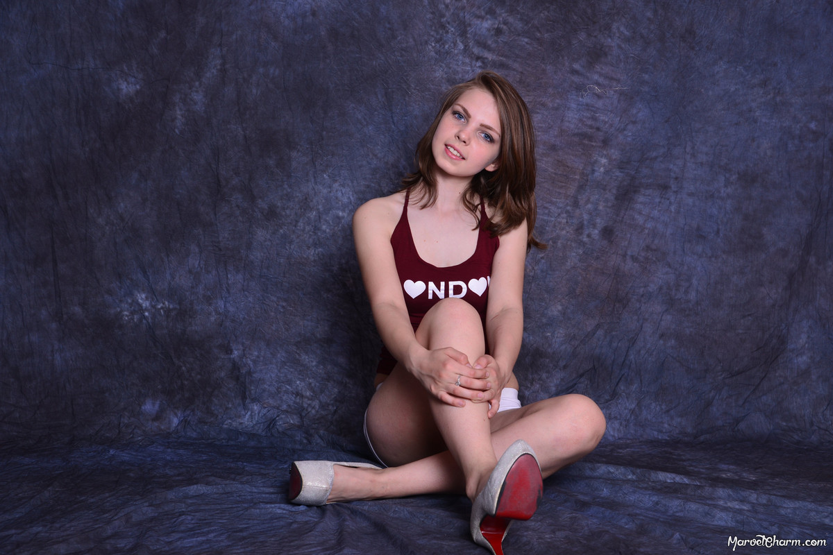 MarvelCharm_Rebecca-First-Time-Topless-068