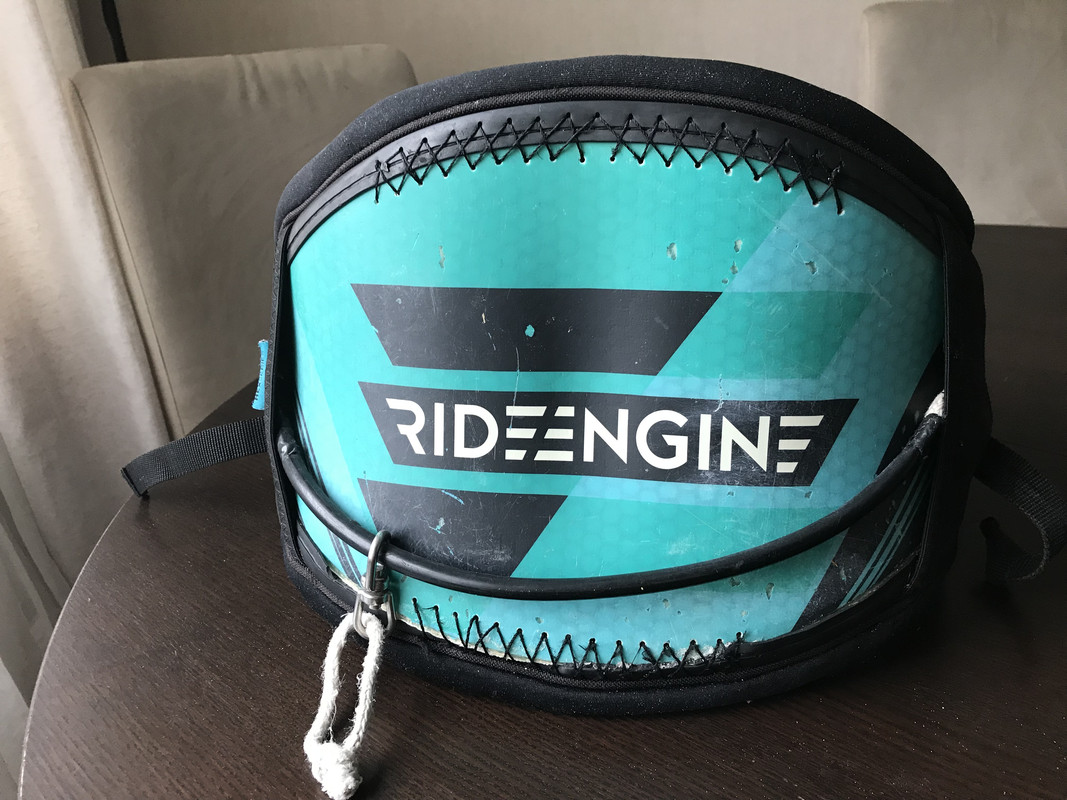 6247B159-6C2D-4D03-945D-CCB01A5830EB