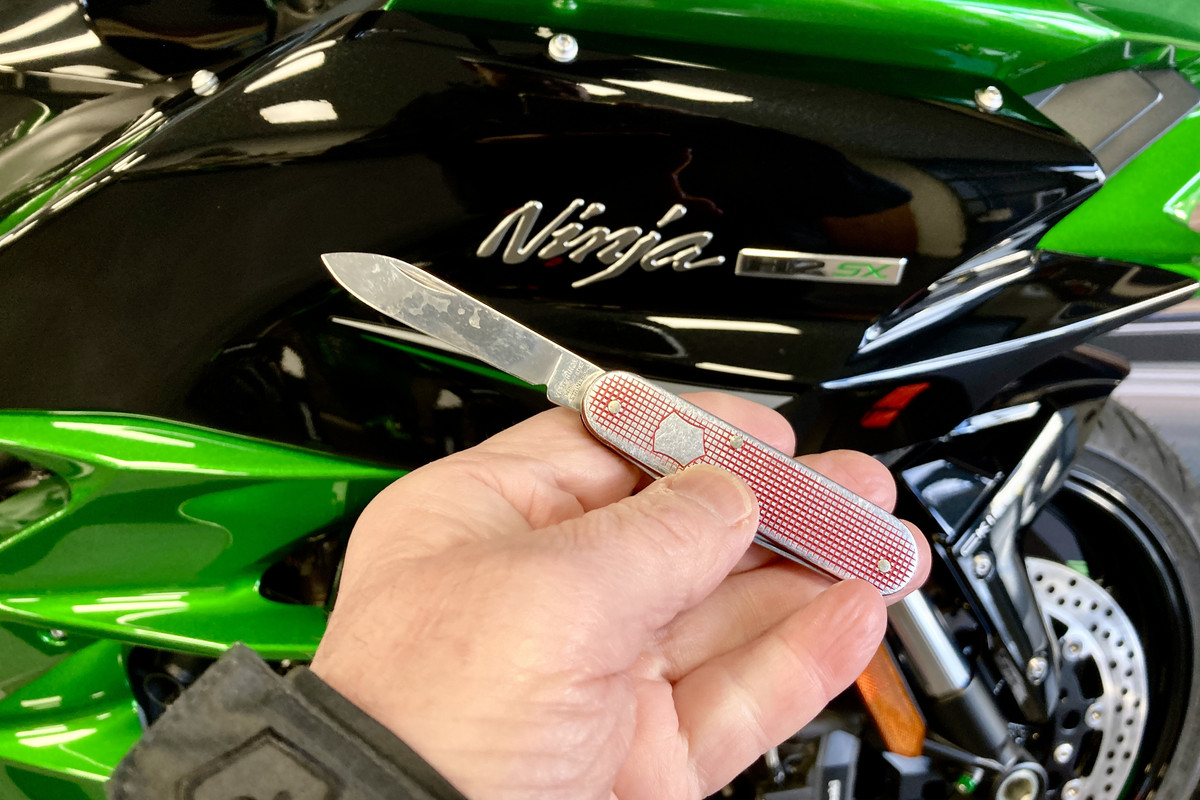 98DDEE97-39F8-47B3-89EB-76409BC99076