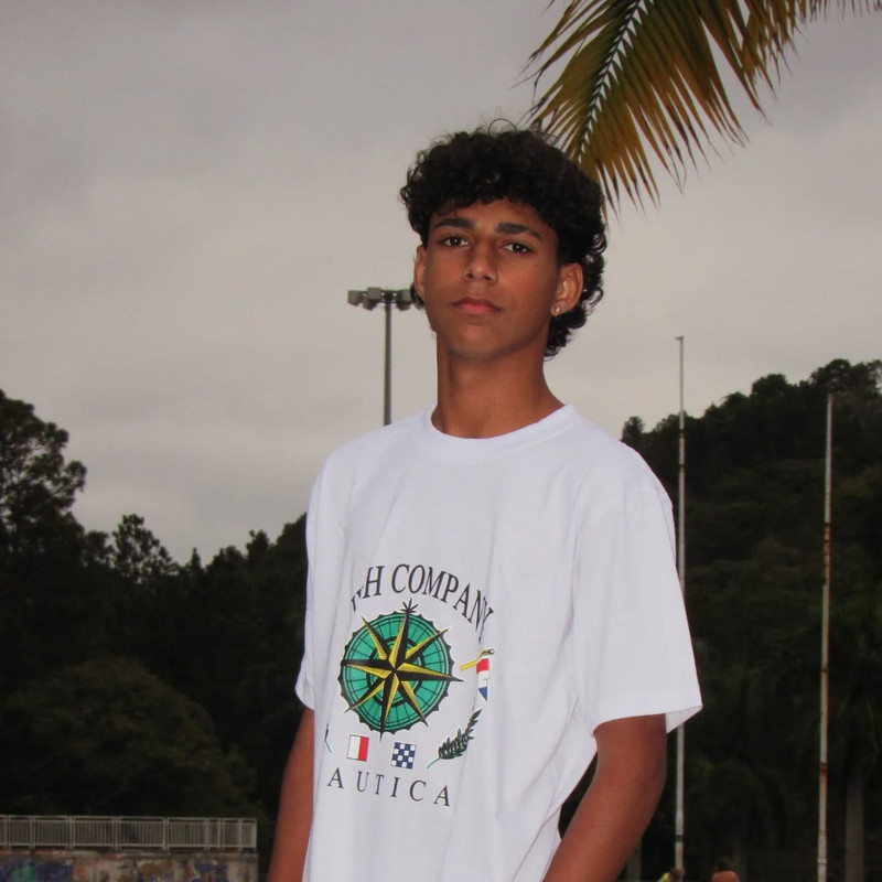 Camisa preta liberdade