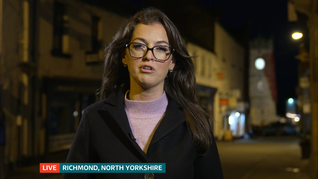 ITV Evening News_20221024_18301930.ts_snapshot_00.18.56.025