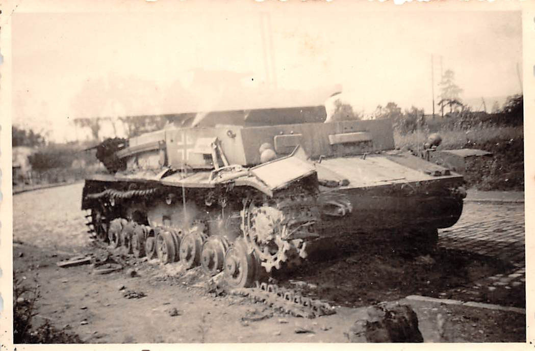 Zerstörte Deutscher Panzer IV bei Arras Frankrei