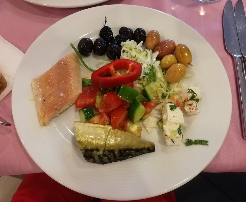 https://i.postimg.cc/wMVLhdNX/045-IMG-20180530-190905.jpg