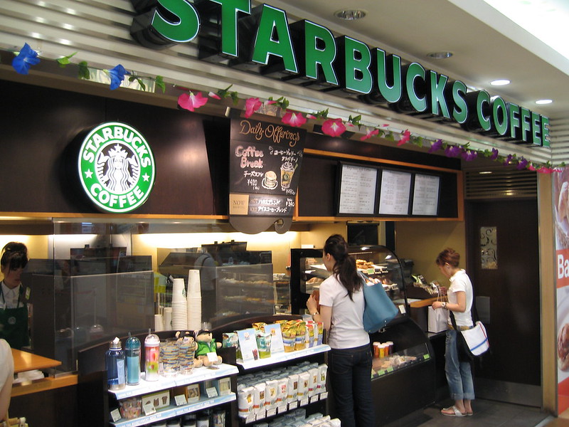 Ilustrasi gerai Starbucks.