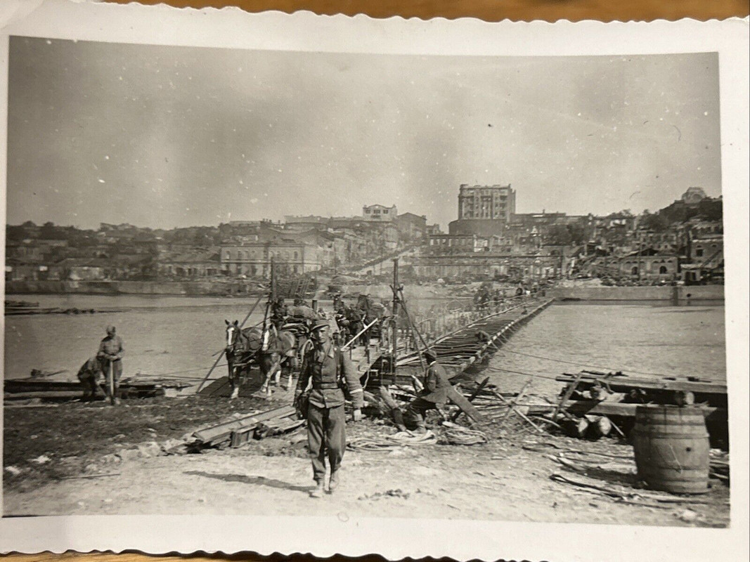 Foto Wk2 Wehrmacht Soldaten Kampf Front (1)