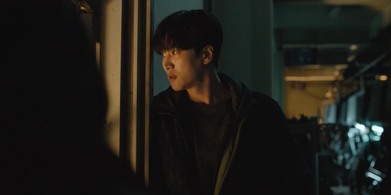 My Name 2021 WebRip Season 1 [Hindi + English] 480p 720p ESub Screenshot
