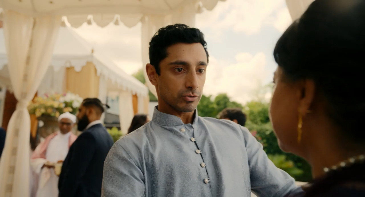 Bait 2026 WebRip Season 1 [Hindi + English] 480p 720p ESub Screenshot
