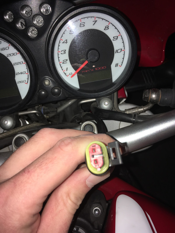 5F893F8A-720B-4A25-BEE2-8C5833F40C6E