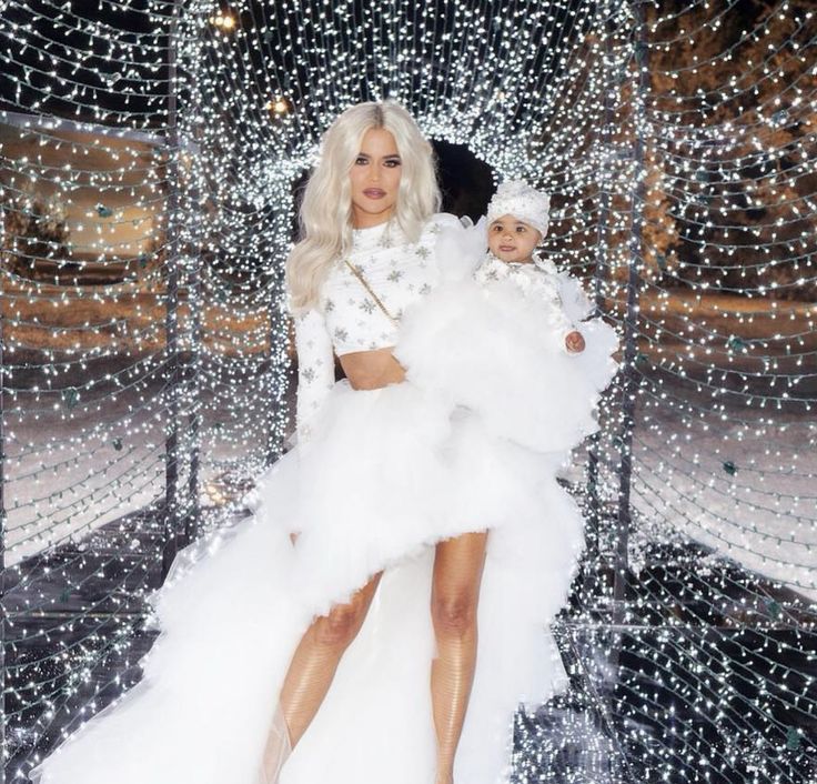 Khloe's Flowing, Feathered Masterpiece