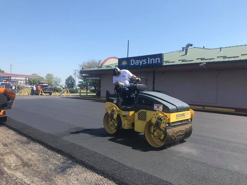 Asphalt Paving Crack Filling In St. Joseph MO