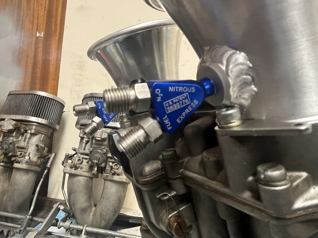 25A119DC-0121-477E-97D0-75588287C2EA