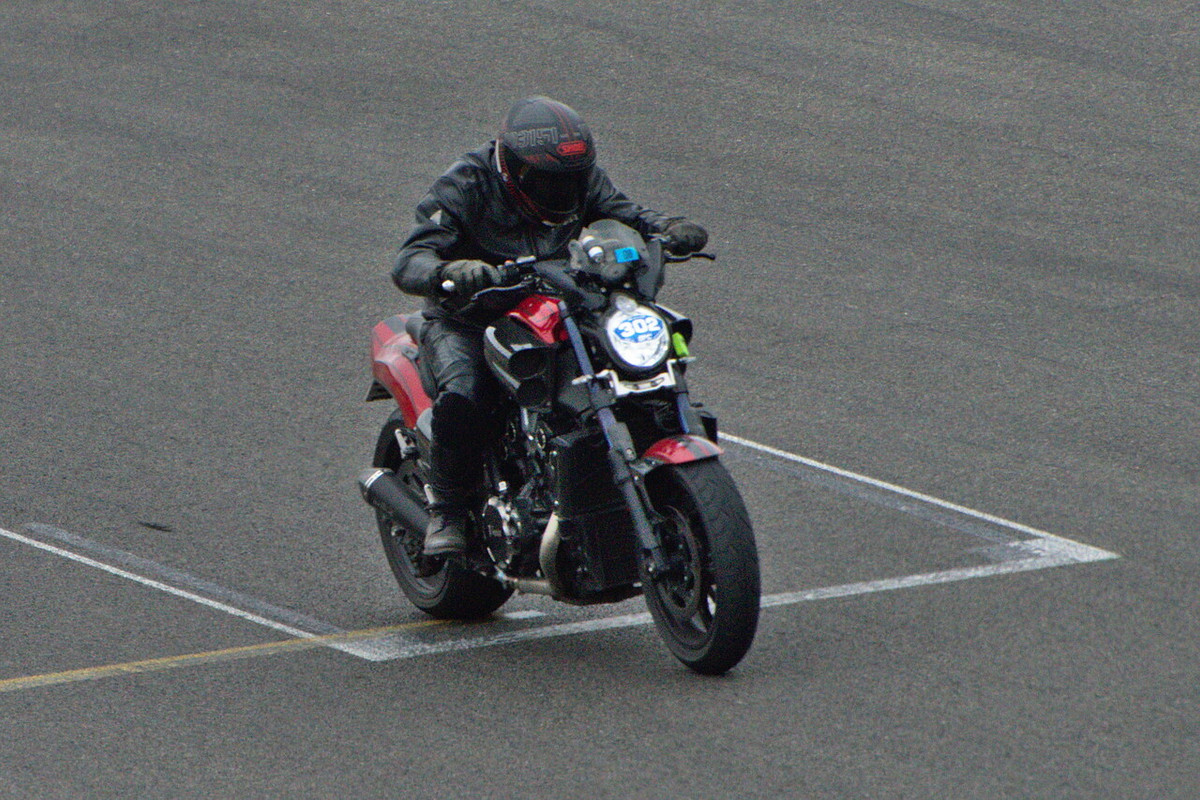 Une journée de roulage à SPA FRANCORCHAMPS - Page 2 R-DSC2897
